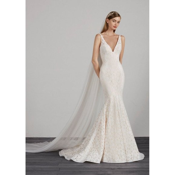 Pronovias Mosaico Wedding Gown Size 14 Mermaid NEW Lace - Picture 1 of 7